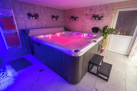 Jacuzzi