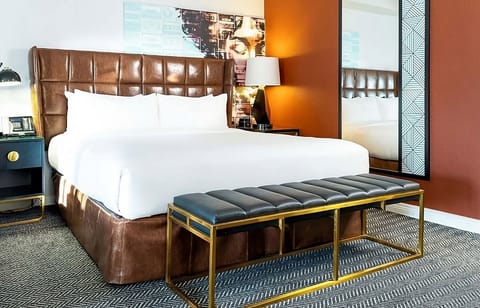 Unit with 1 King size bed