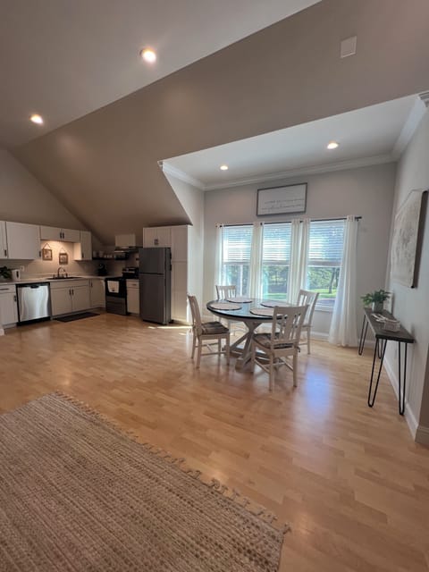 Kitchen/Dining upper level 