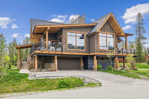 Exterior - Chateau Breck - Breckenridge Vacation Rental