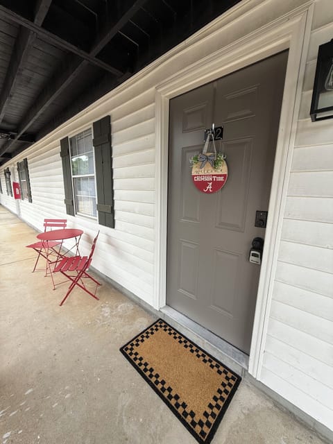 Unit on bottom level