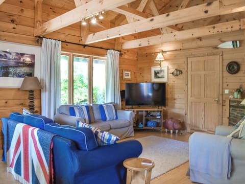 Living area | Maple Leaf Cottage, Padstow