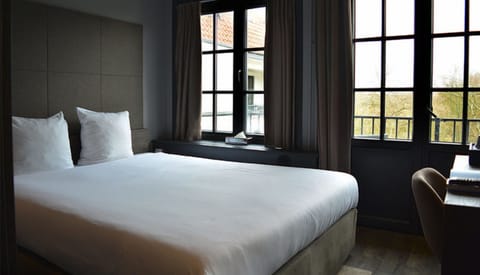 Unit with Double bed