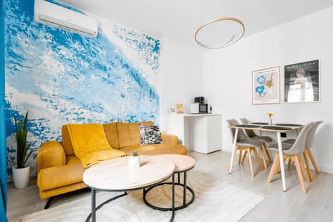 Art & comfort meet here — book your unique stay now!