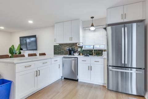 Spacious counter tops