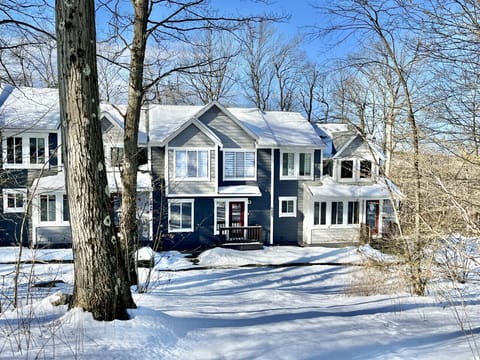 Welcome to Laurel Nook, your Hidden Valley winter wonderland!