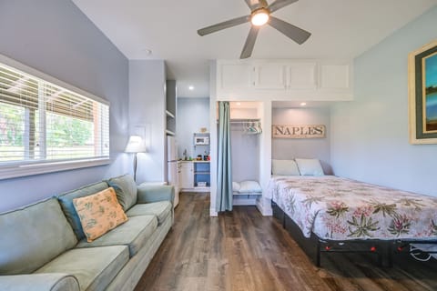 Naples Vacation Rental | Studio | 1BA | 1 Small Step Required | 275 Sq Ft