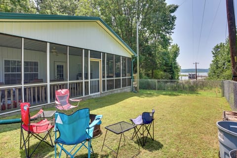 New Johnsonville Vacation Rental | 2BR | 1BA | 1,000 Sq Ft | Small Step to Enter
