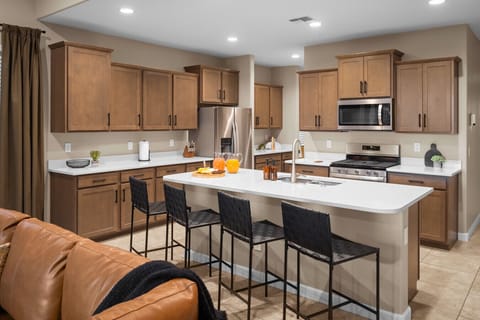 Open layout kitchen, full stocked