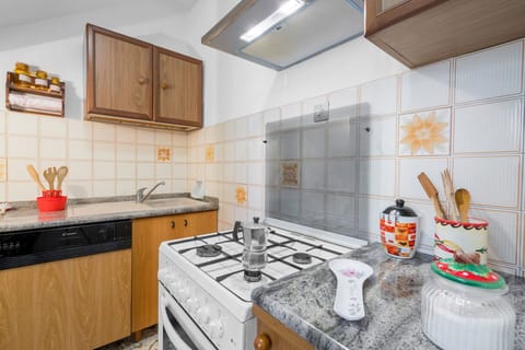 Autumn, Kitchen, Spring, Summer, Winter