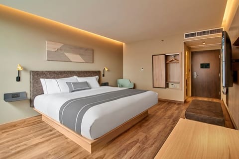 Comfortable Unit with King size bed