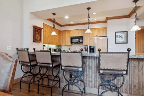 villamontane-226-4110_54587656227_o