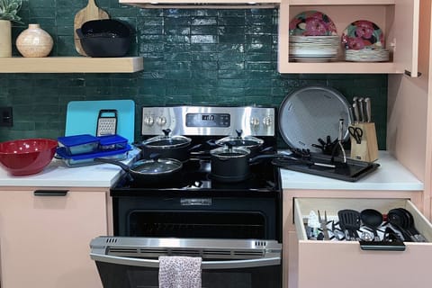 {Kitchen} All the tools you need for meal prep!