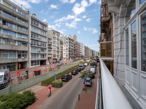 Building, Window, Apartment, Urban Area, City, Residential Area, Neighbourhood, Metropolitan Area, Condominium, Urban Design