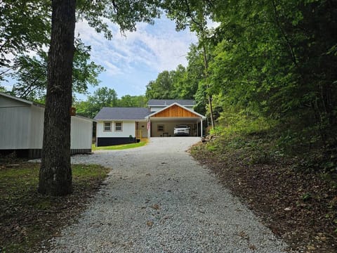 9f6c3bbe-094e-4859-aa3d-3057091d7da0