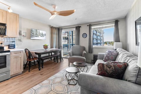 Welcome to Mountain Lodge 210!