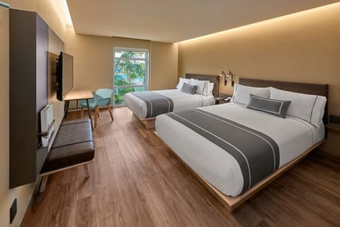 Comfortable Unit with Two Queen size beds