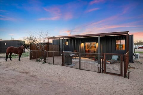 261cb067-32ac-4d1f-b46d-e1825351444a