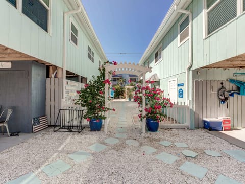 The beautiful floral corridor to The Mermaid