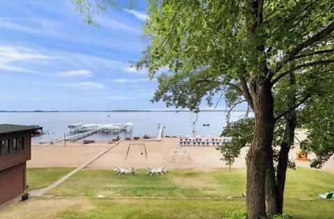 Lake Front Upper Whitefish Lake