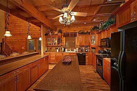 893MMJbvo0ufq-20210327130631