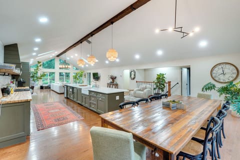 Dining Area | 1st Floor | Dishware/Flatware