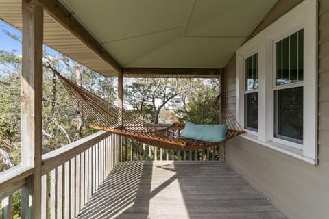 Unwind in the hammock on the spacious front deck and enjoy the perfect spot for relaxing after a beach day.