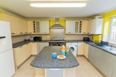 39e6645a-f782-4a14-895e-3f5207587c27