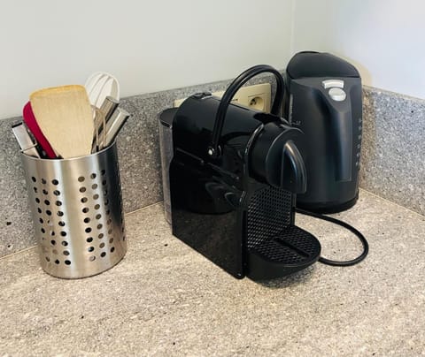 Tea and coffee corner for a warm start of the day. ☕