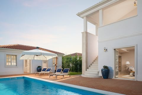 Holiday Home Swimming Pool