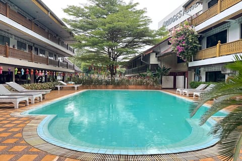 Holiday Home Swimming Pool
