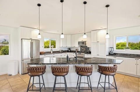 697e3fc4-d273-4303-bc11-a66b2f90cee2