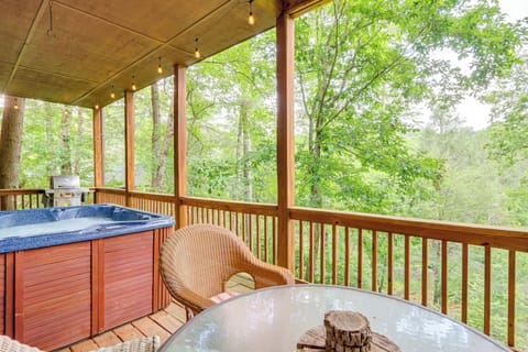 Ellijay Vacation Rental | 4BR | 3BA | 2,634 Sq Ft | Stairs Required