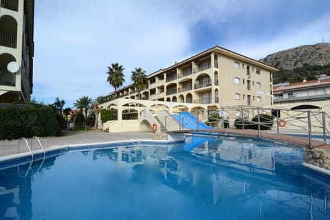 Holiday Home Swimming Pool