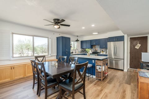 The kitchen has seating for eight and faces Saguaro National Park west.