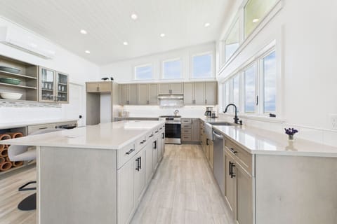 Upstairs kitchen overlooking the ocean