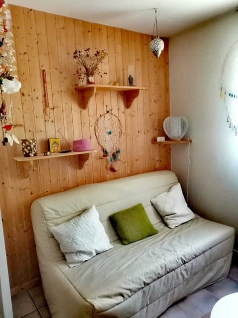 Double bed
