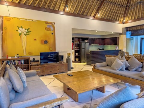 Villa Cinta 5BR Private Pool VIlla by Villa Bugis (185)