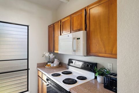 Enjoy cooking at your fully furnished kitchen