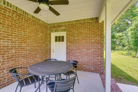 Patio | Outdoor Dining Area