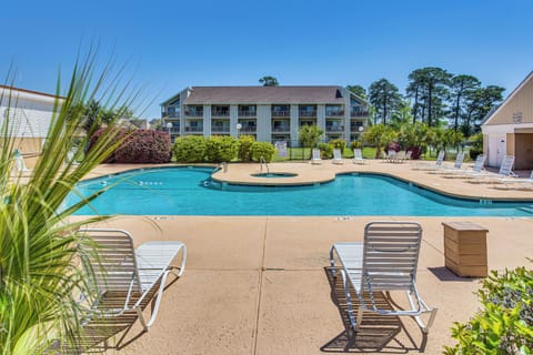 Little River Vacation Rental | 1BR | 2BA | Stairs Required | 1,100 Sq Ft