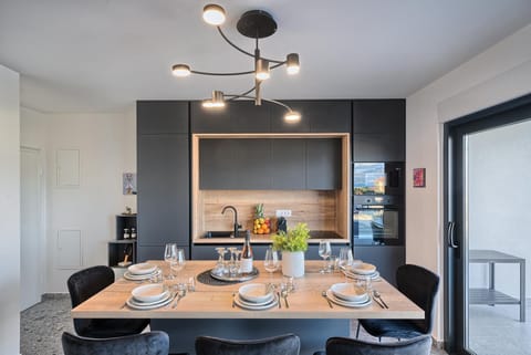 Kitchen with island (4)