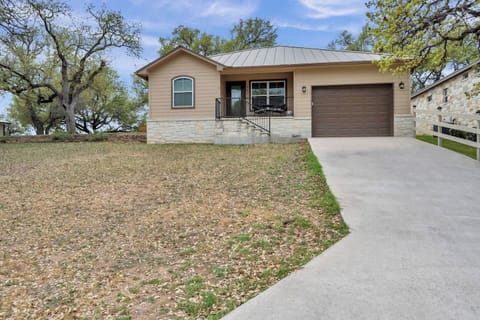 5aee310f-50bf-4c71-8e51-4742cd3d7640