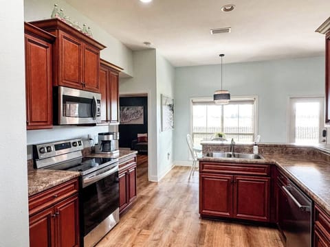 ccd241db-058f-4c06-aa43-de670a182f0f