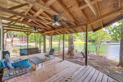 Eclectic Vacation Rental | 2BR | 1BA | 1,000 Sq Ft | Step-Free Access