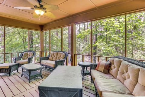 Screened Deck | Outdoor Seating | Wooded Setting
