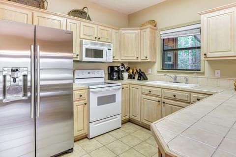 Kitchen | 1st Floor | Cooking Basics | Drip Coffee Maker | Microwave | Toaster