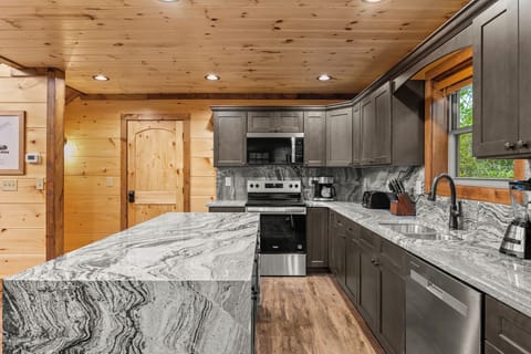 328c5930-d732-4d72-8879-0816df7f0538