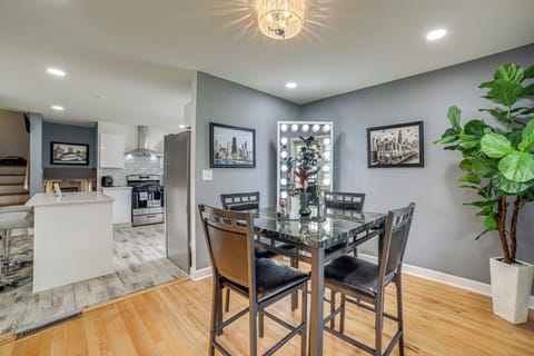 Dining Area | Dishware & Flatware | Main Level