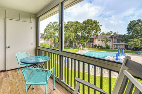 Screened Balcony | 2nd-Floor Unit | 4 Mi to New Smyrna Beach Historic District